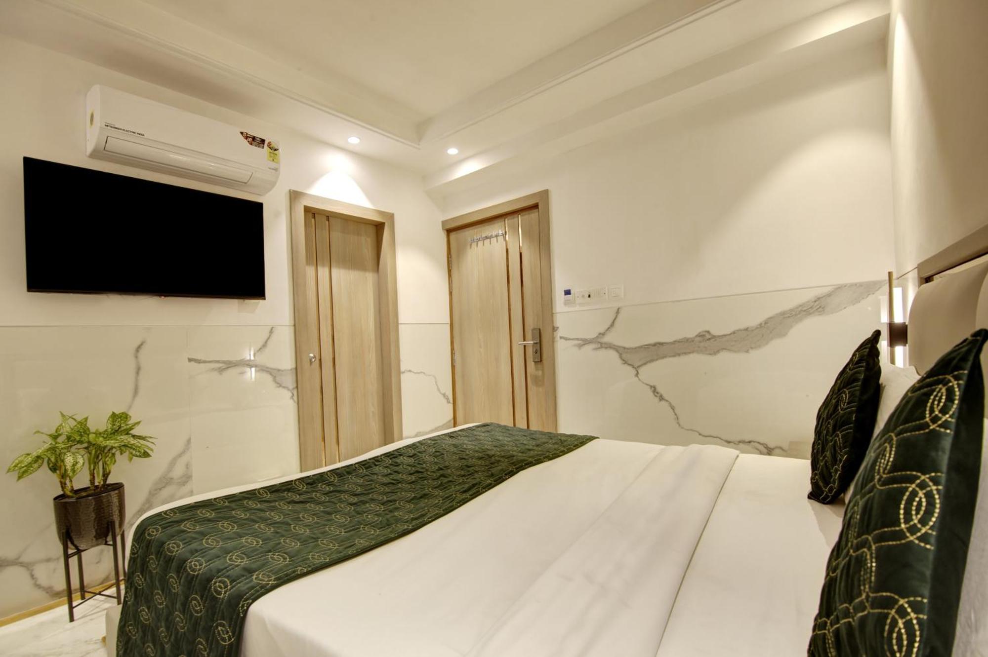 Hotel Transit International- Aerocity Delhi Airport نيودلهي المظهر الخارجي الصورة