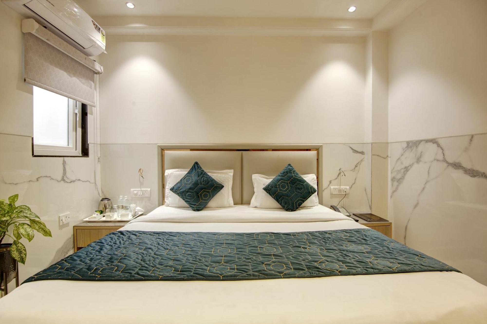 Hotel Transit International- Aerocity Delhi Airport نيودلهي المظهر الخارجي الصورة