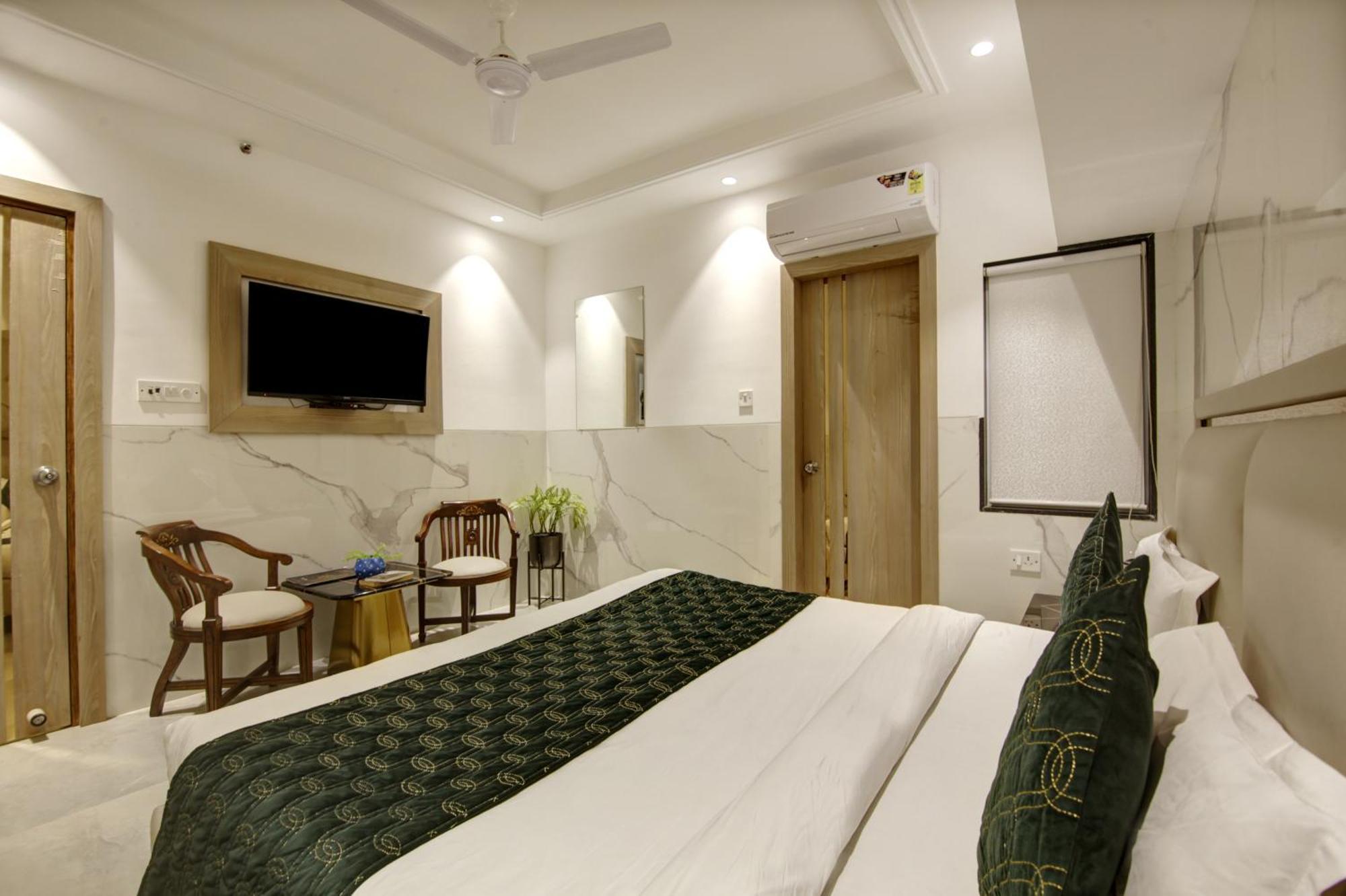 Hotel Transit International- Aerocity Delhi Airport نيودلهي المظهر الخارجي الصورة