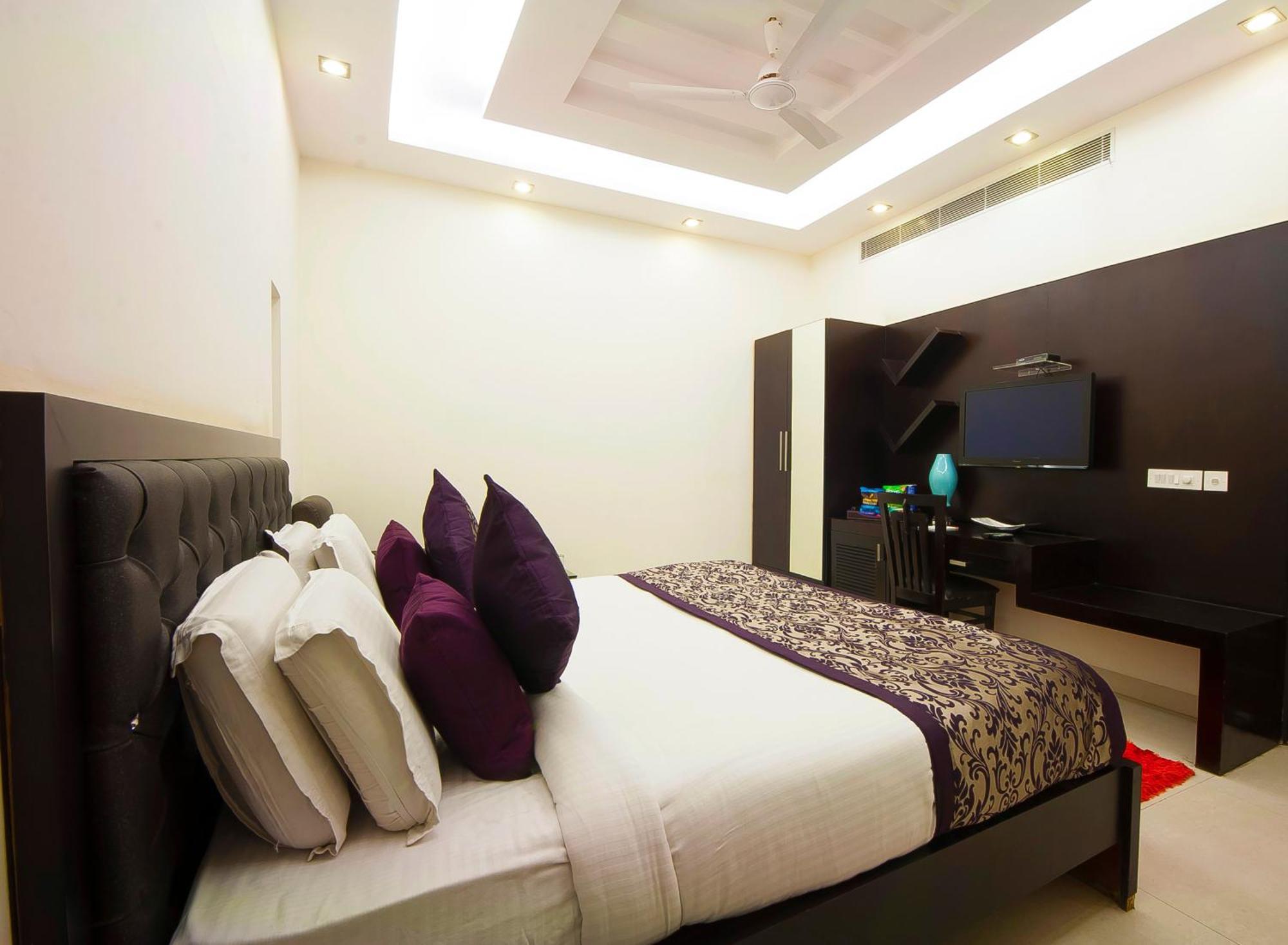 Hotel Transit International- Aerocity Delhi Airport نيودلهي المظهر الخارجي الصورة